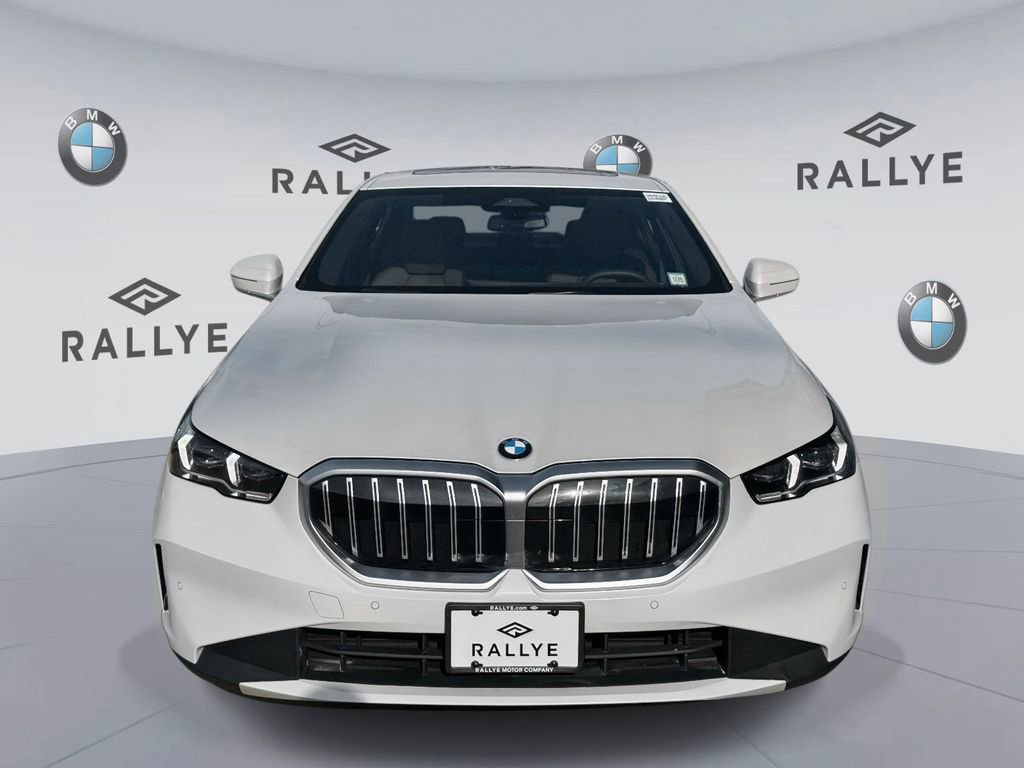 Certified 2025 BMW 530i xDrive image 2