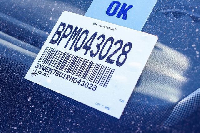 Used 2024 Volkswagen Jetta SE image 31