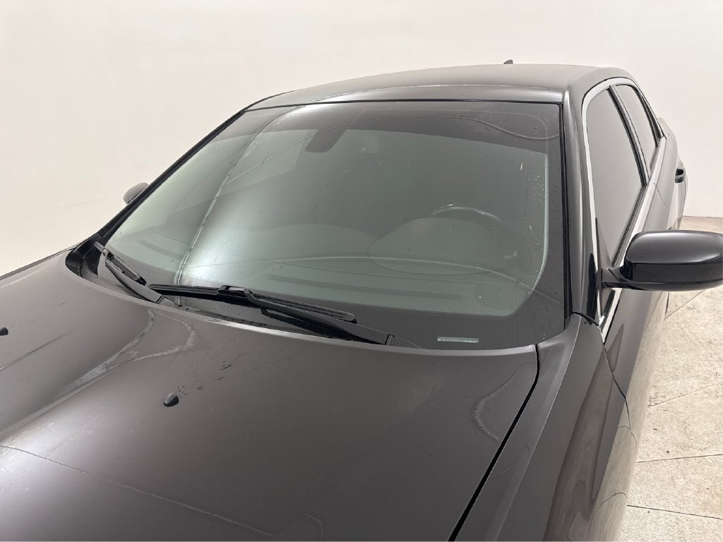 Used 2018 Chrysler 300 Touring w/ Driver Convenience Group RWD image 14