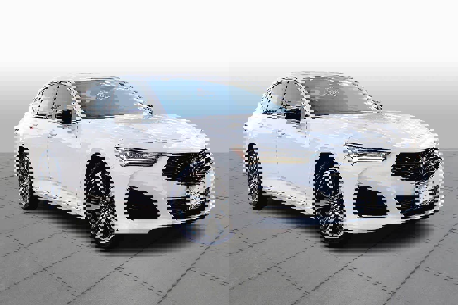 Used 2025 Acura TLX w/ Technology Package image 2