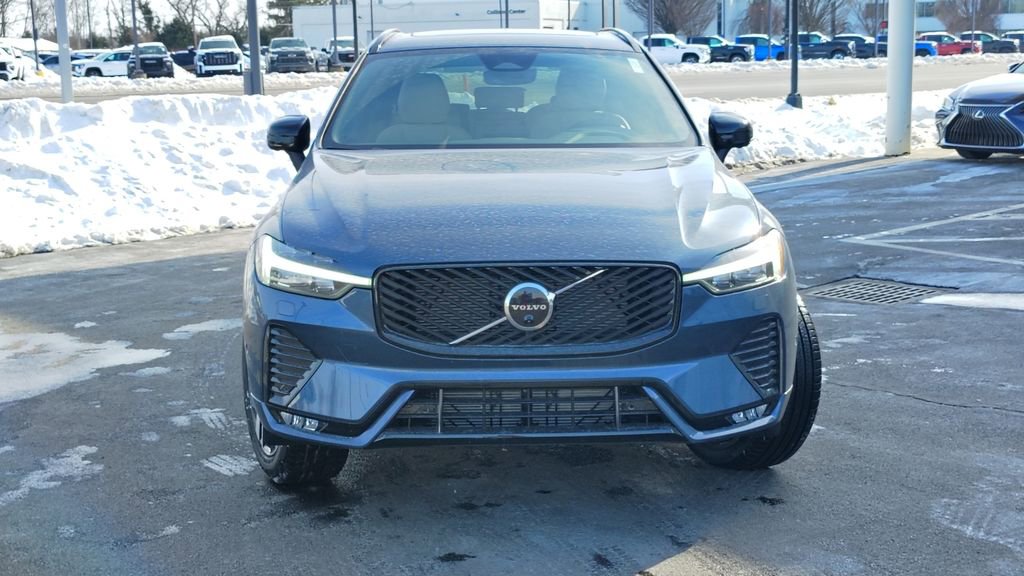 New 2026 Volvo XC60 B5 Plus w/ Protection Package Premier AWD/4WD image 31