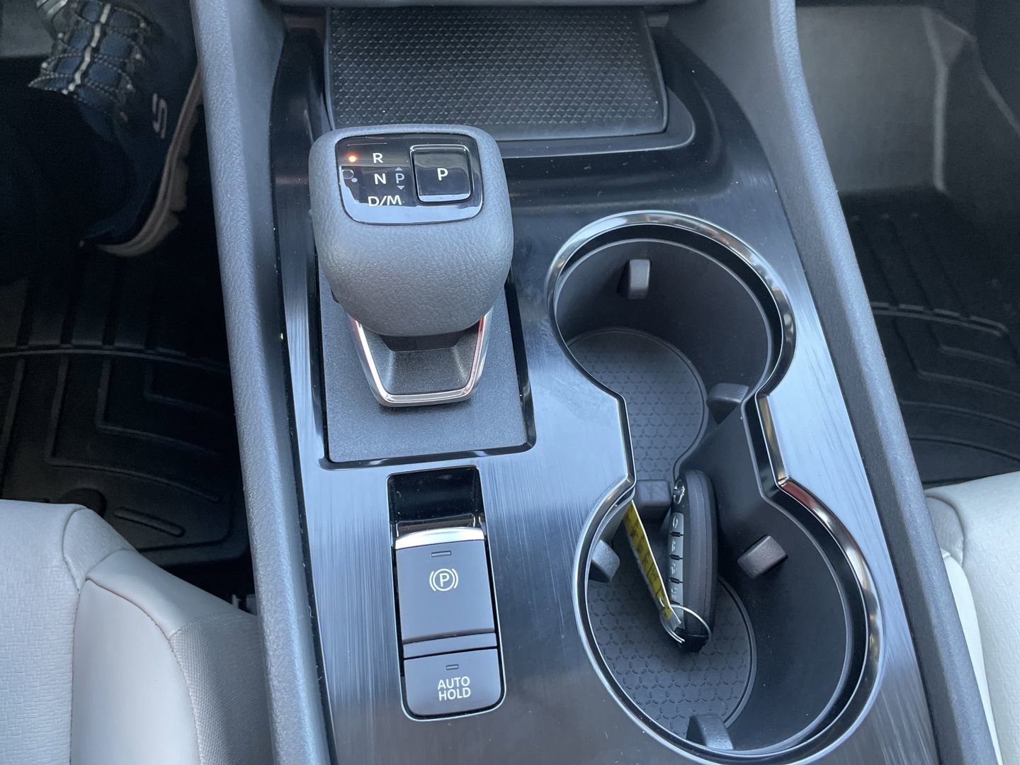 Used 2021 Nissan Rogue SV w/ Premium Package image 21