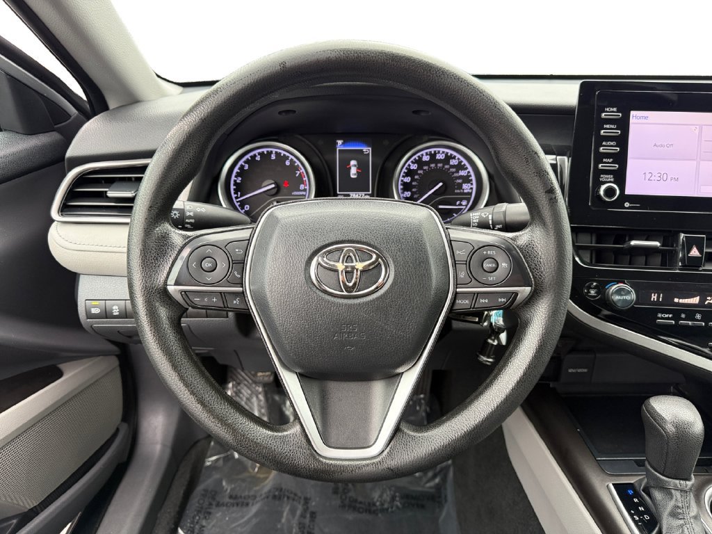 Used 2022 Toyota Camry LE FWD image 12