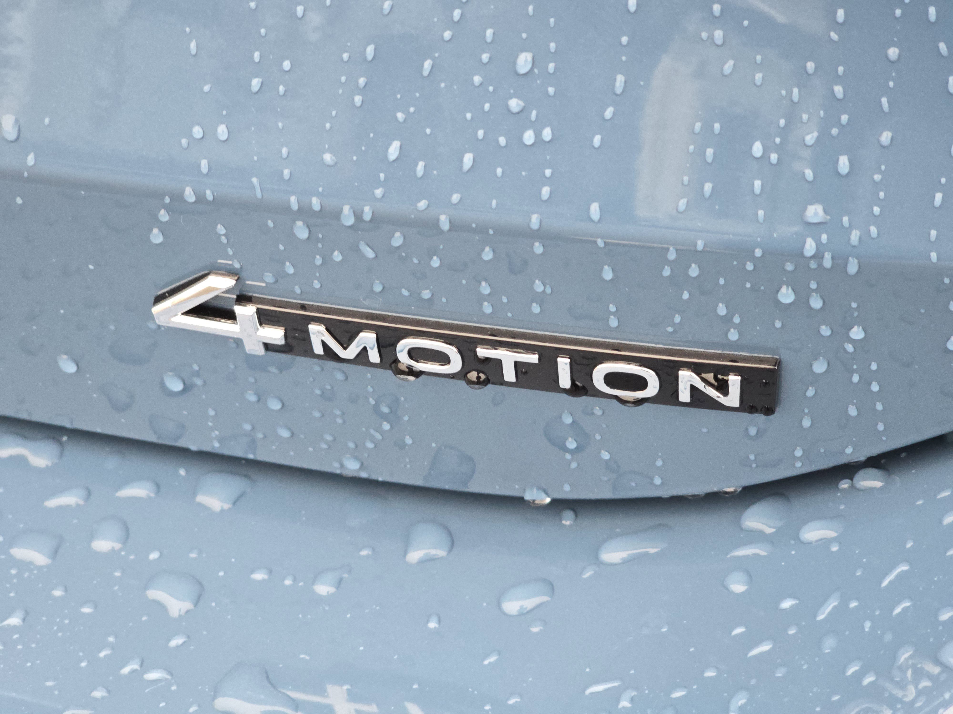 New 2026 Volkswagen Tiguan SE AWD/4WD image 16