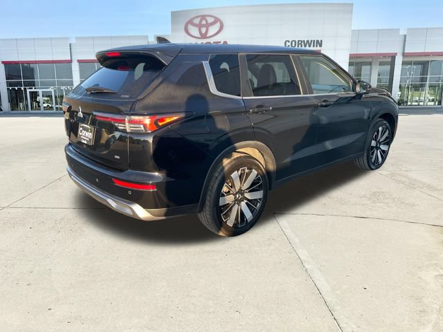 Used 2025 Mitsubishi Outlander SE AWD/4WD image 6