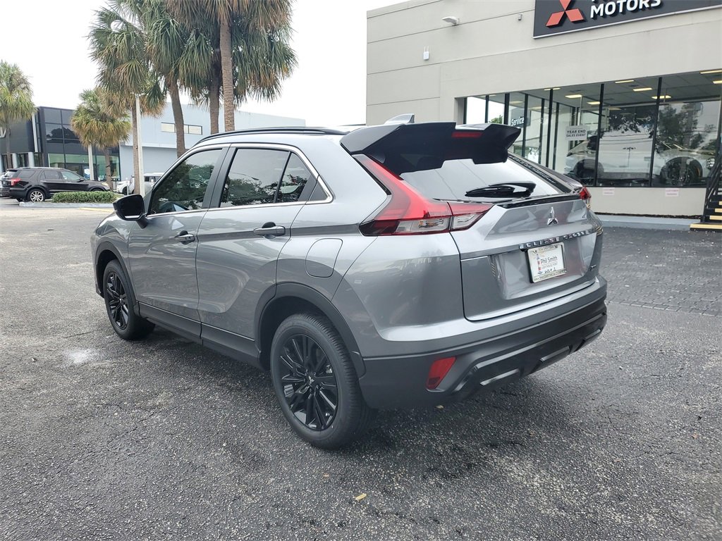 New 2025 Mitsubishi Eclipse Cross Black Edition image 5