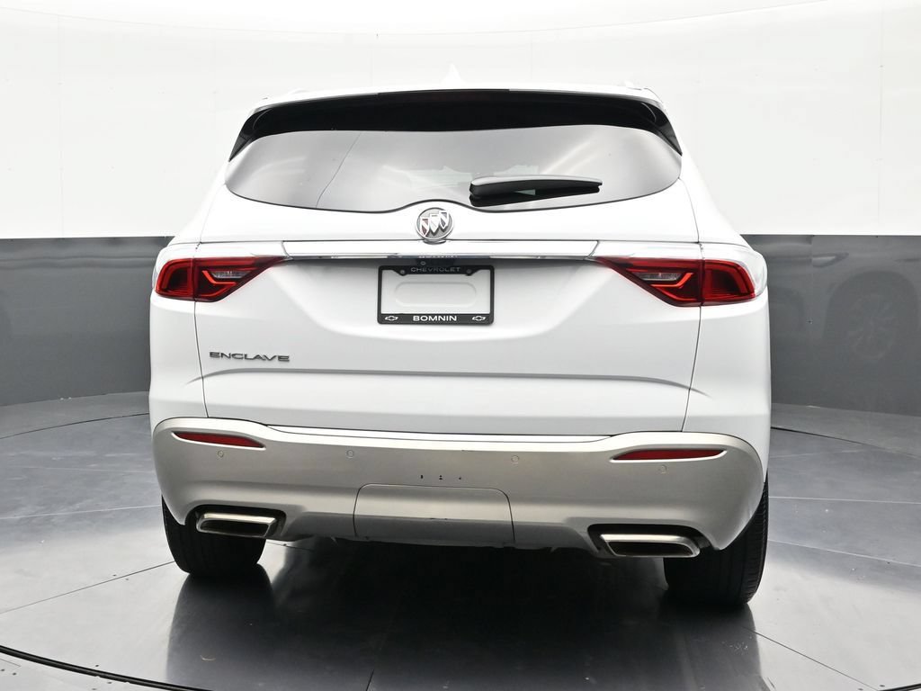 Used 2022 Buick Enclave Premium FWD image 4