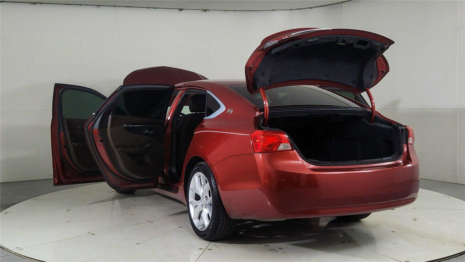 Used 2015 Chevrolet Impala LT image 12