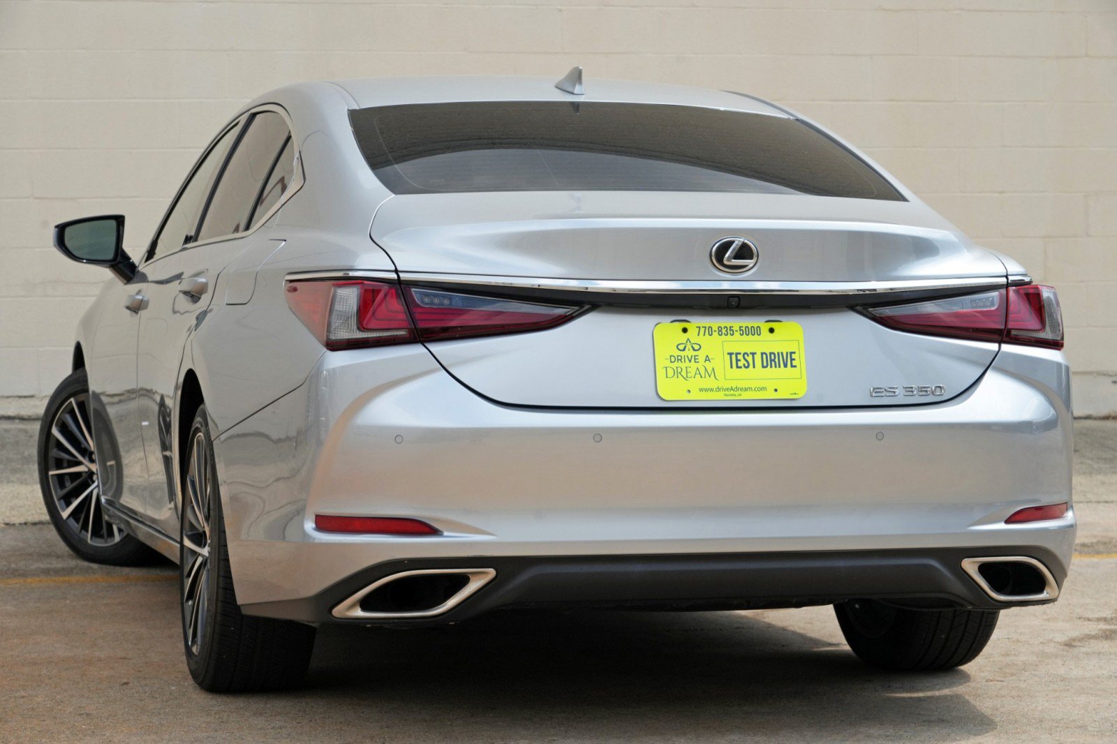 Used 2024 Lexus ES 350 w/ Premium Package FWD image 6