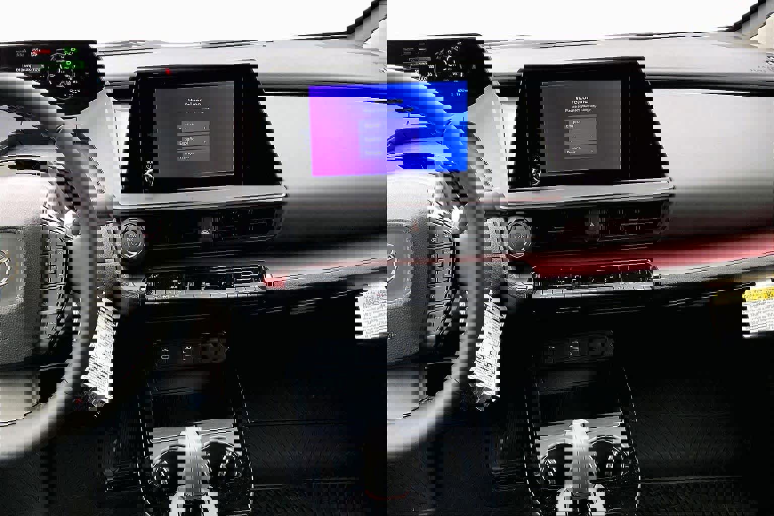 New 2026 Toyota Prius Plug-In Hybrid FWD image 6