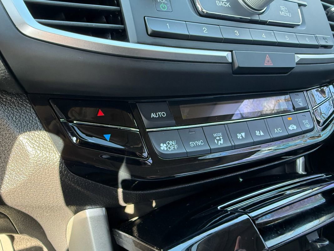 Used 2016 Honda Accord LX image 24