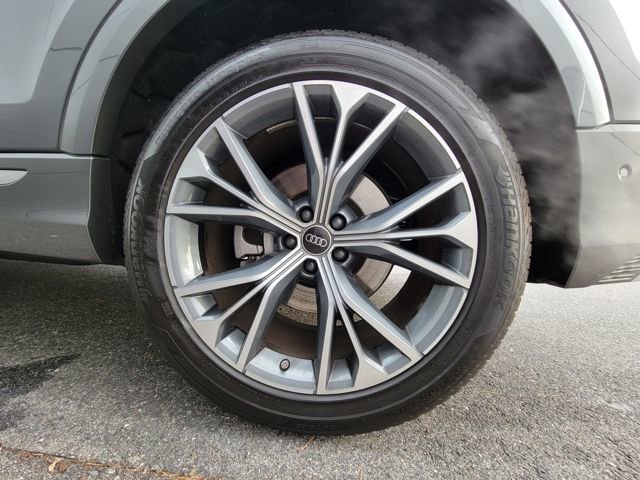 Used 2025 Audi Q8 Premium w/ Convenience Package image 24