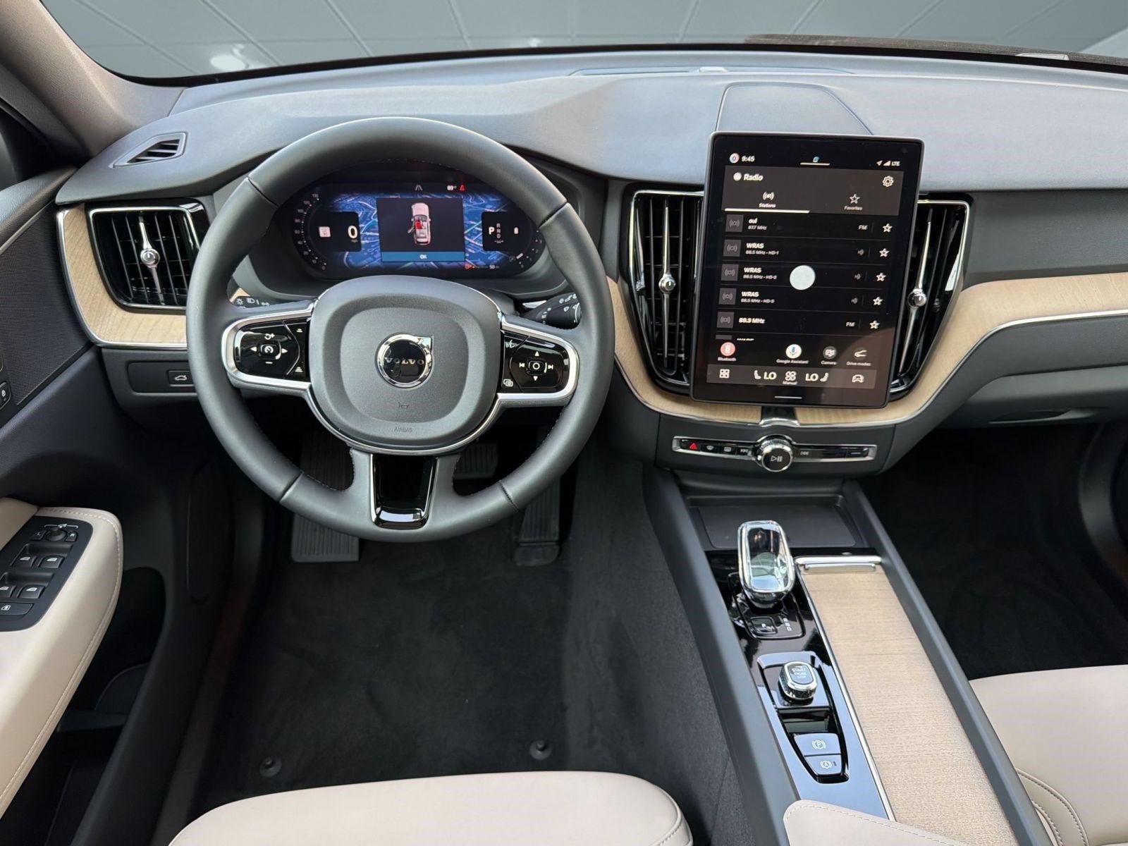 New 2026 Volvo XC60 B5 Plus w/ Protection Package Premier AWD/4WD image 28