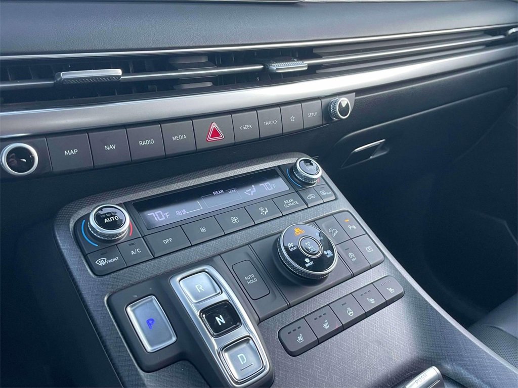 Used 2023 Hyundai Palisade Limited image 31