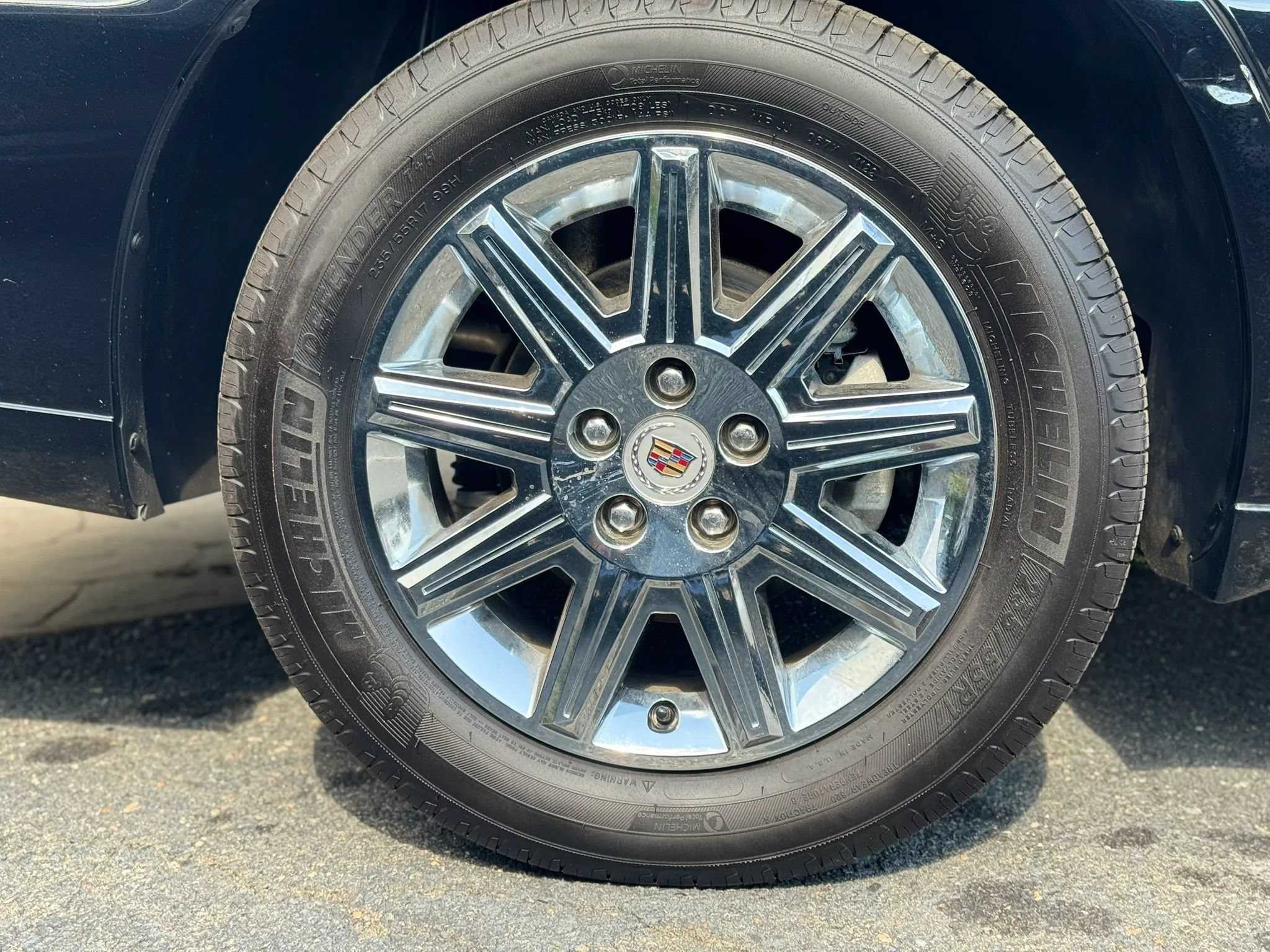 Used 2010 Cadillac DTS FWD image 49