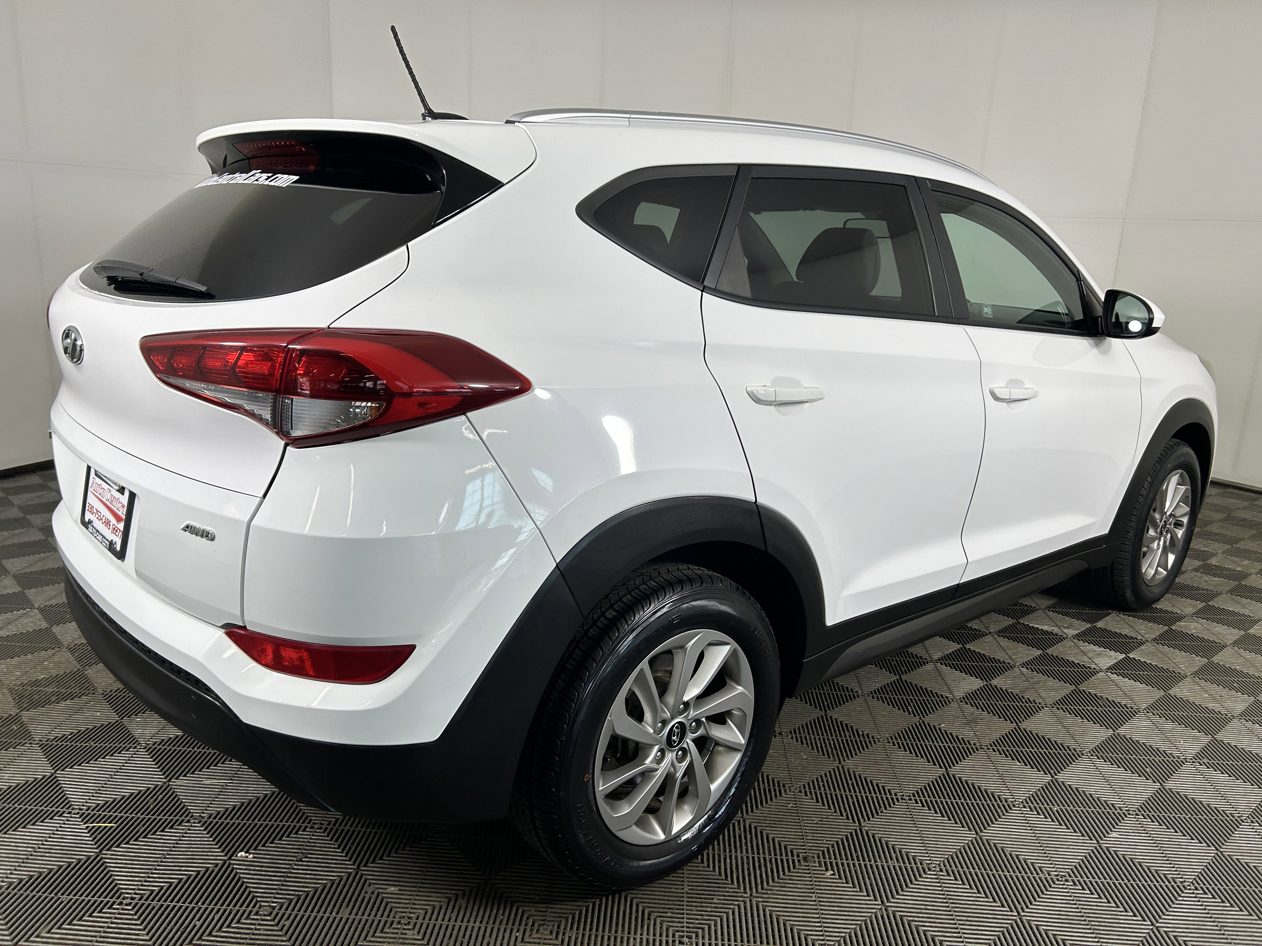Used 2016 Hyundai Tucson SE w/ Option Group 02 AWD/4WD image 5