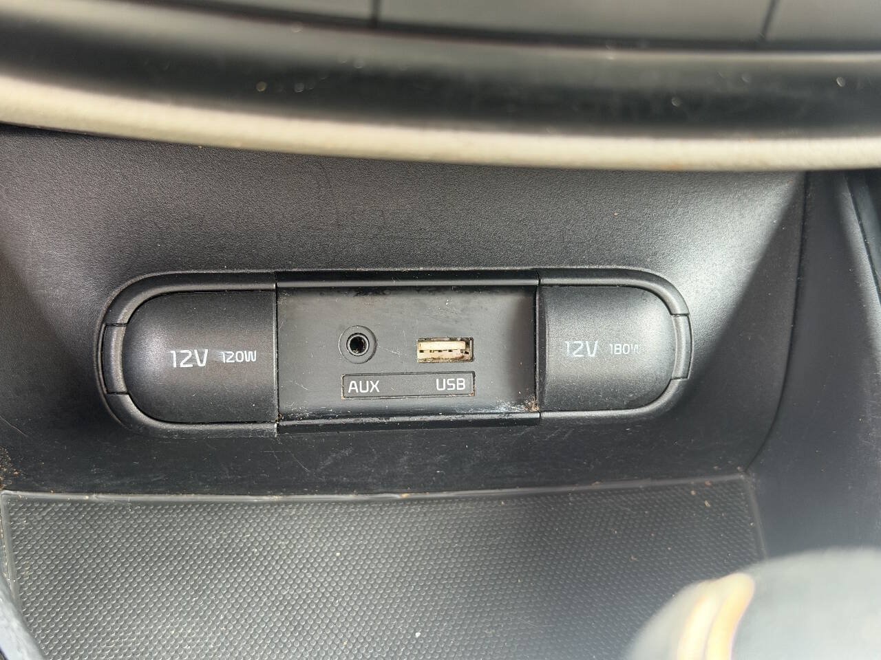Used 2016 Kia Soul FWD image 37