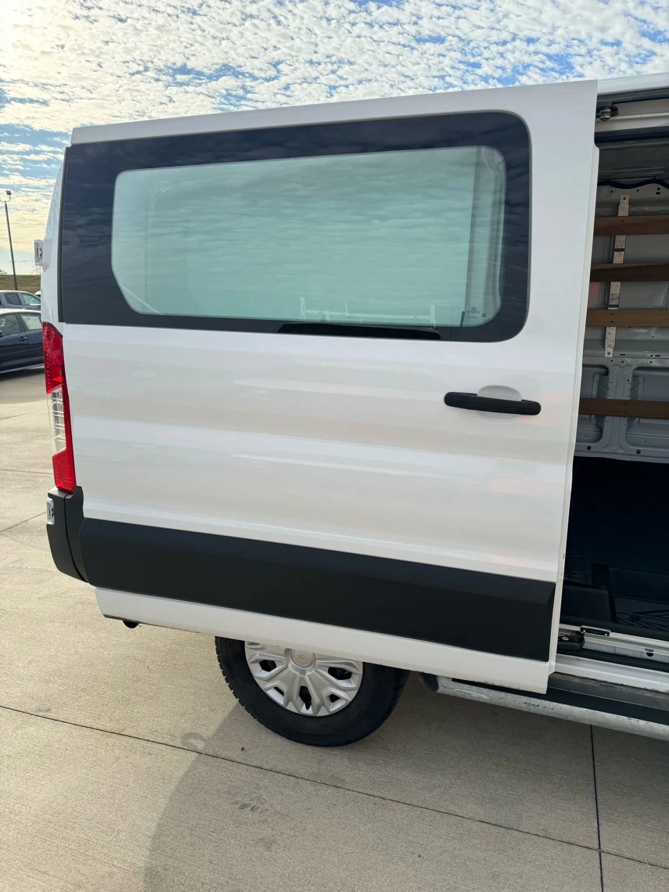 Used 2024 Ford Transit 250 Low Roof w/ Exterior Upgrade Package image 11