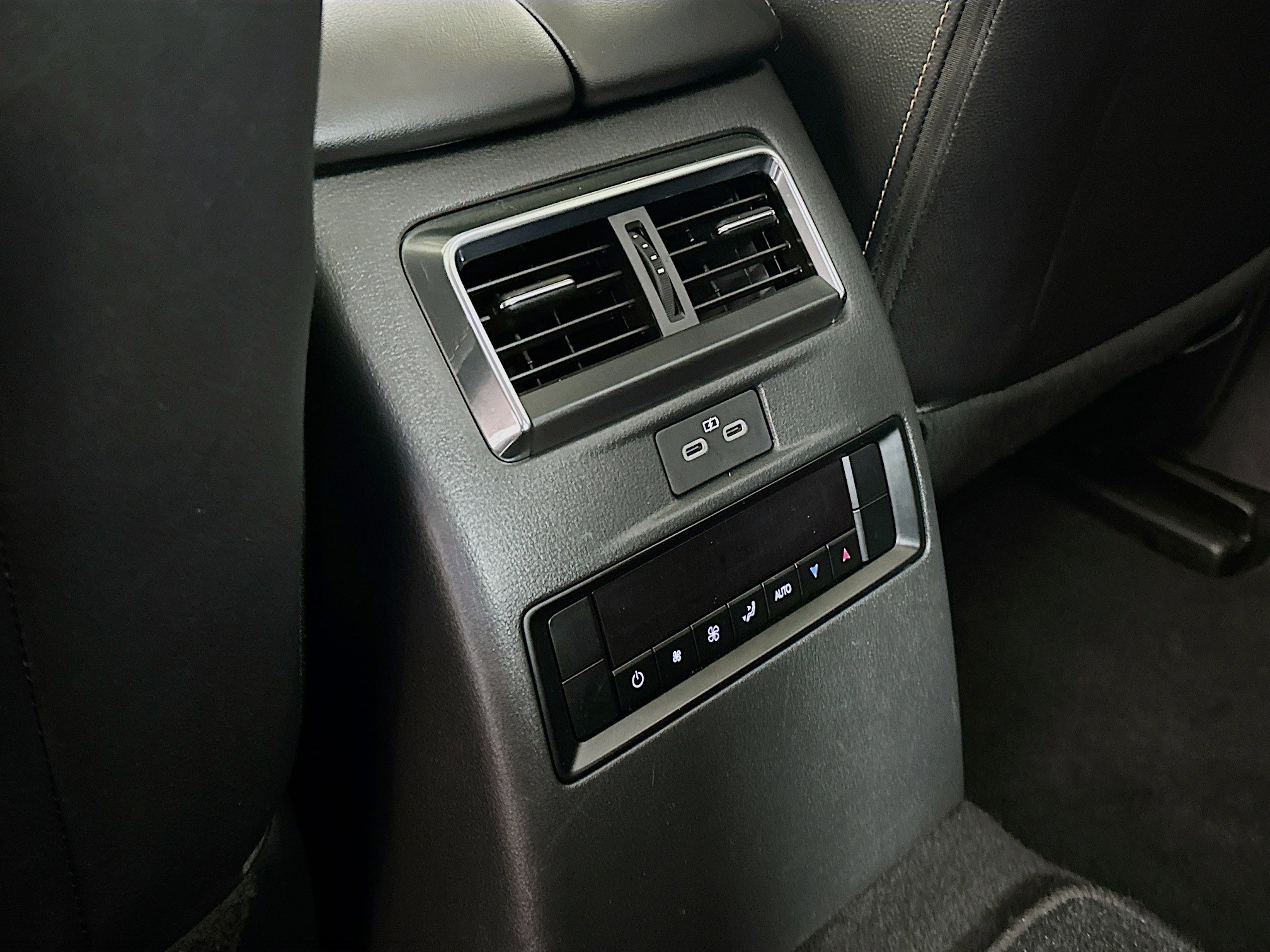 Used 2025 MAZDA CX-90 3.3 Turbo w/ Premium Sport Pkg AWD/4WD image 28