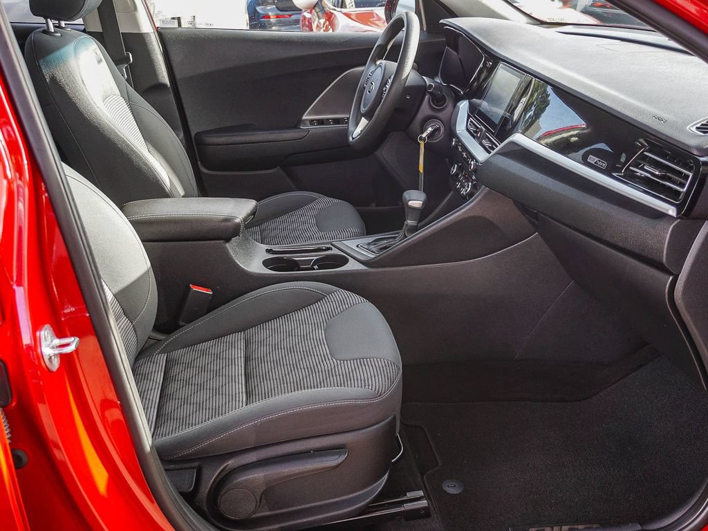 Used 2021 Kia Niro LX FWD image 13