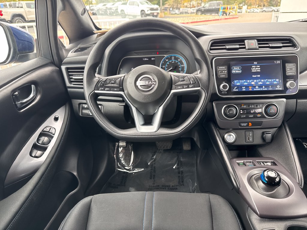 Used 2025 Nissan Leaf S FWD image 13