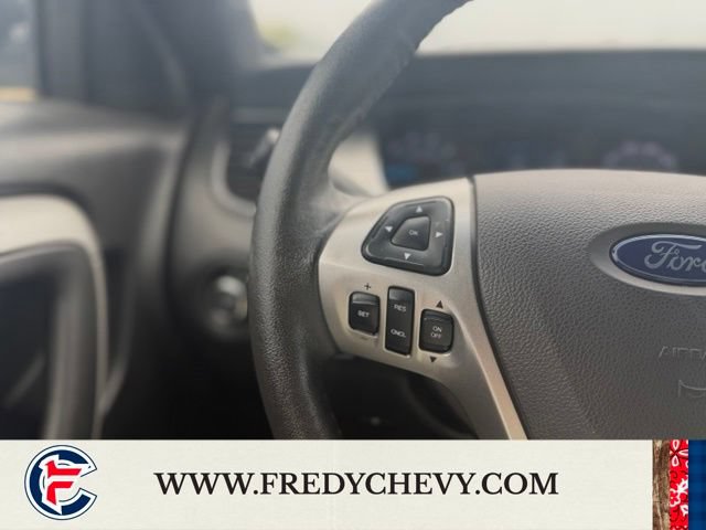 Used 2019 Ford Taurus SEL FWD image 13