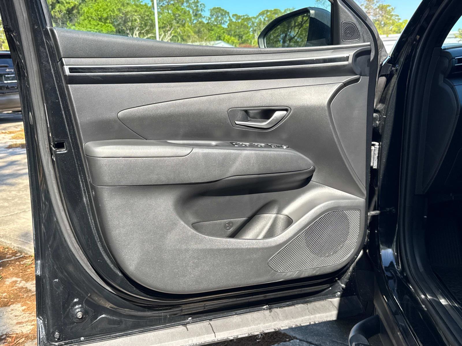 Used 2024 Hyundai Santa Cruz Night image 17