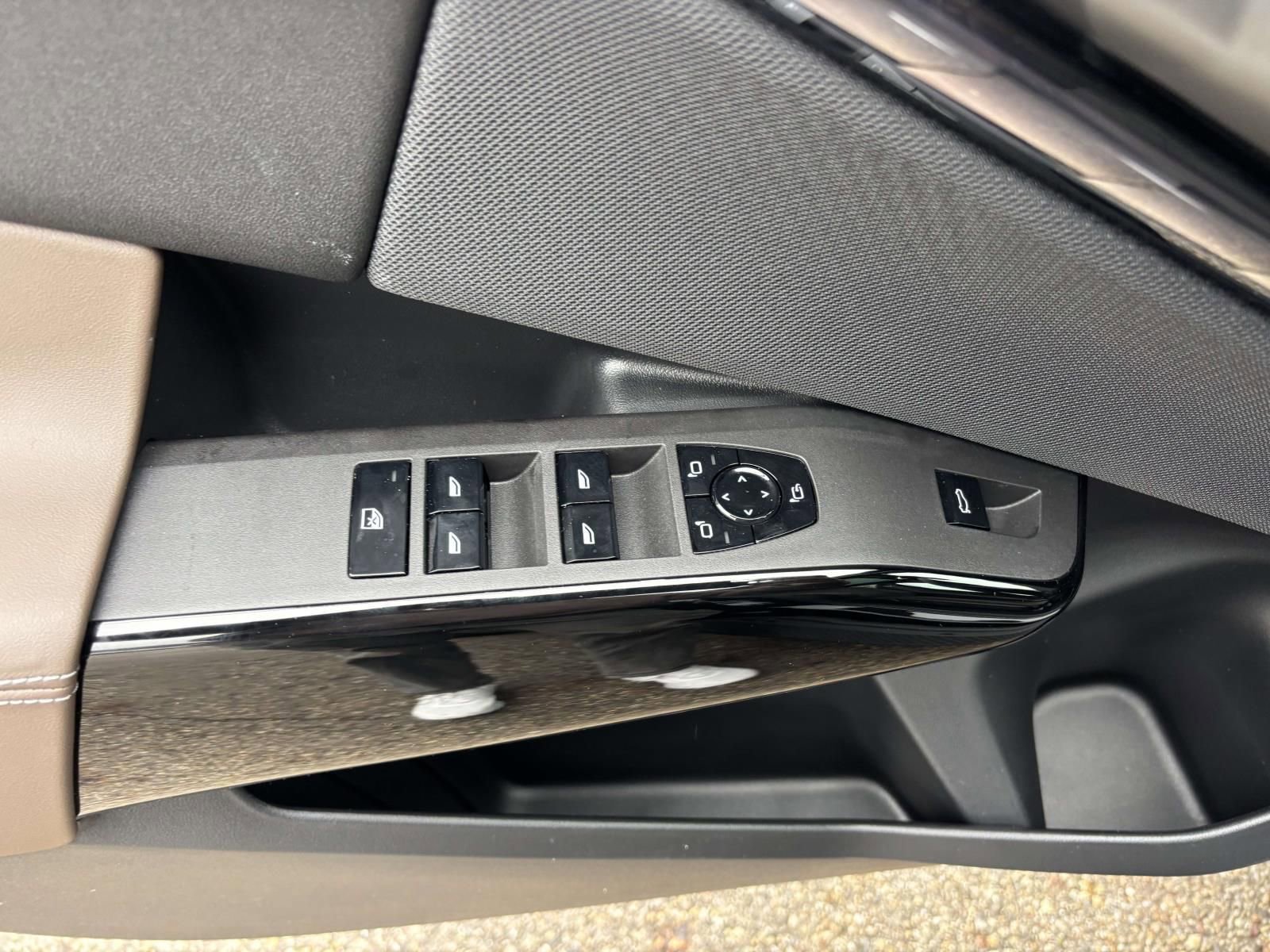 New 2026 BMW X3 xDrive30 w/ Premium Package image 13