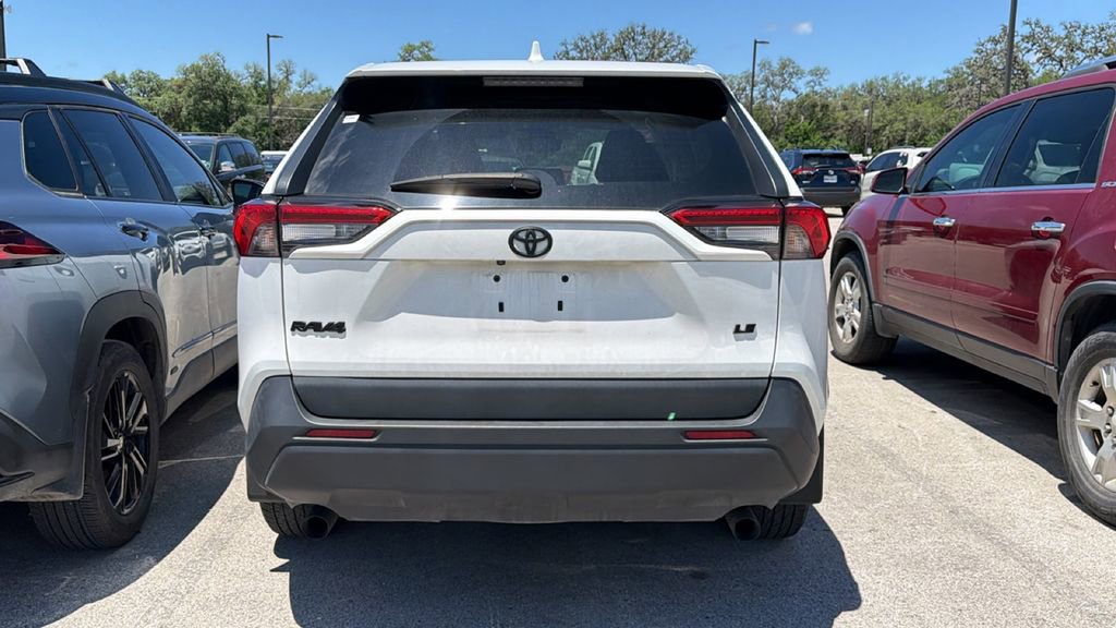 Certified 2023 Toyota RAV4 LE FWD image 6