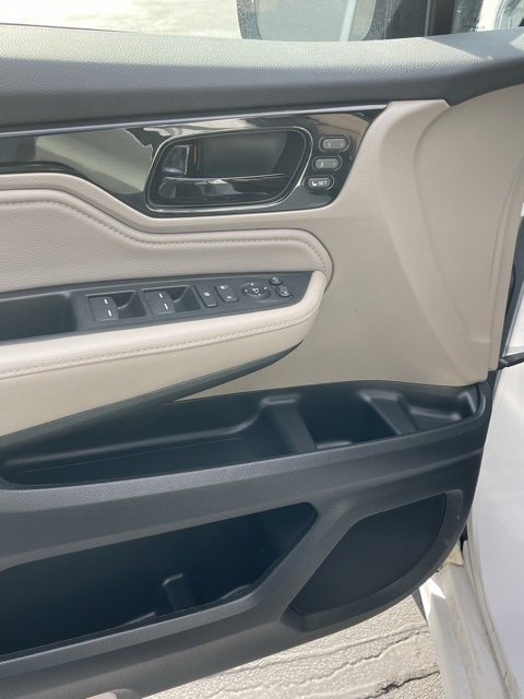 Used 2023 Honda Odyssey Elite image 19