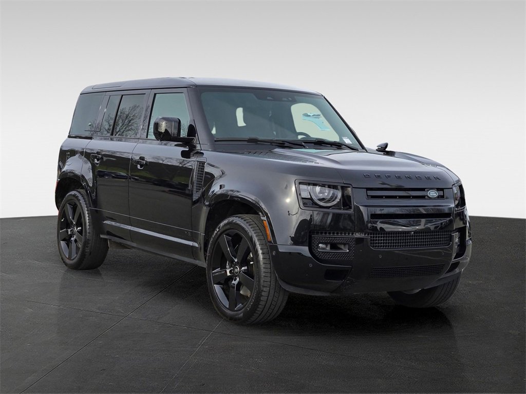 Certified 2024 Land Rover Defender 110 V8 image 8