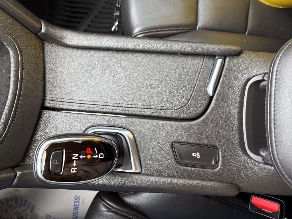 Used 2018 Cadillac XT5 Luxury w/ Driver Awareness Package image 41