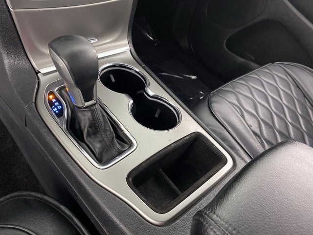 Used 2018 Jeep Grand Cherokee Laredo AWD/4WD image 29