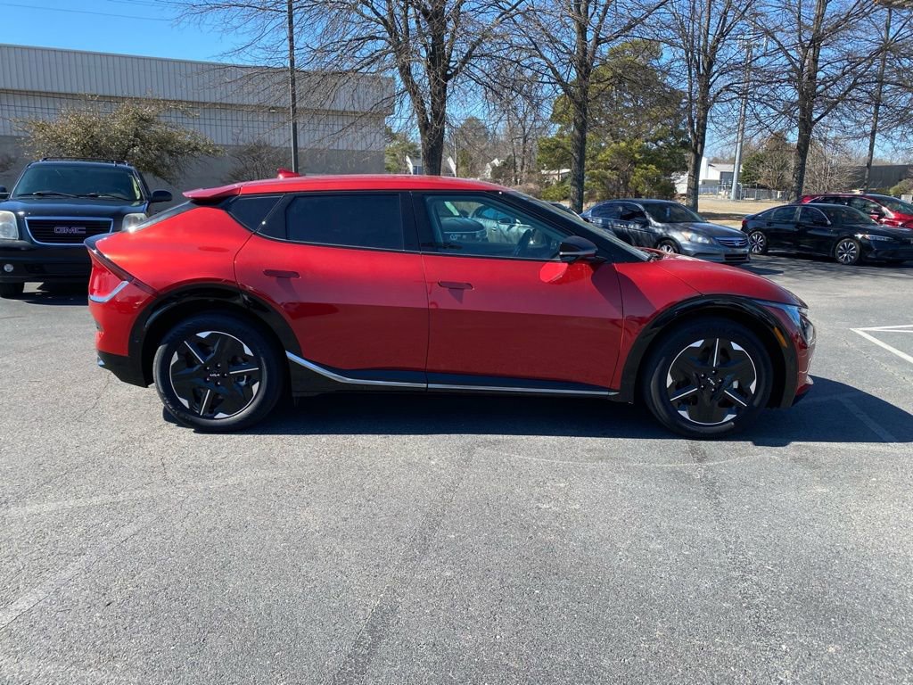 New 2025 Kia EV6 Wind image 8