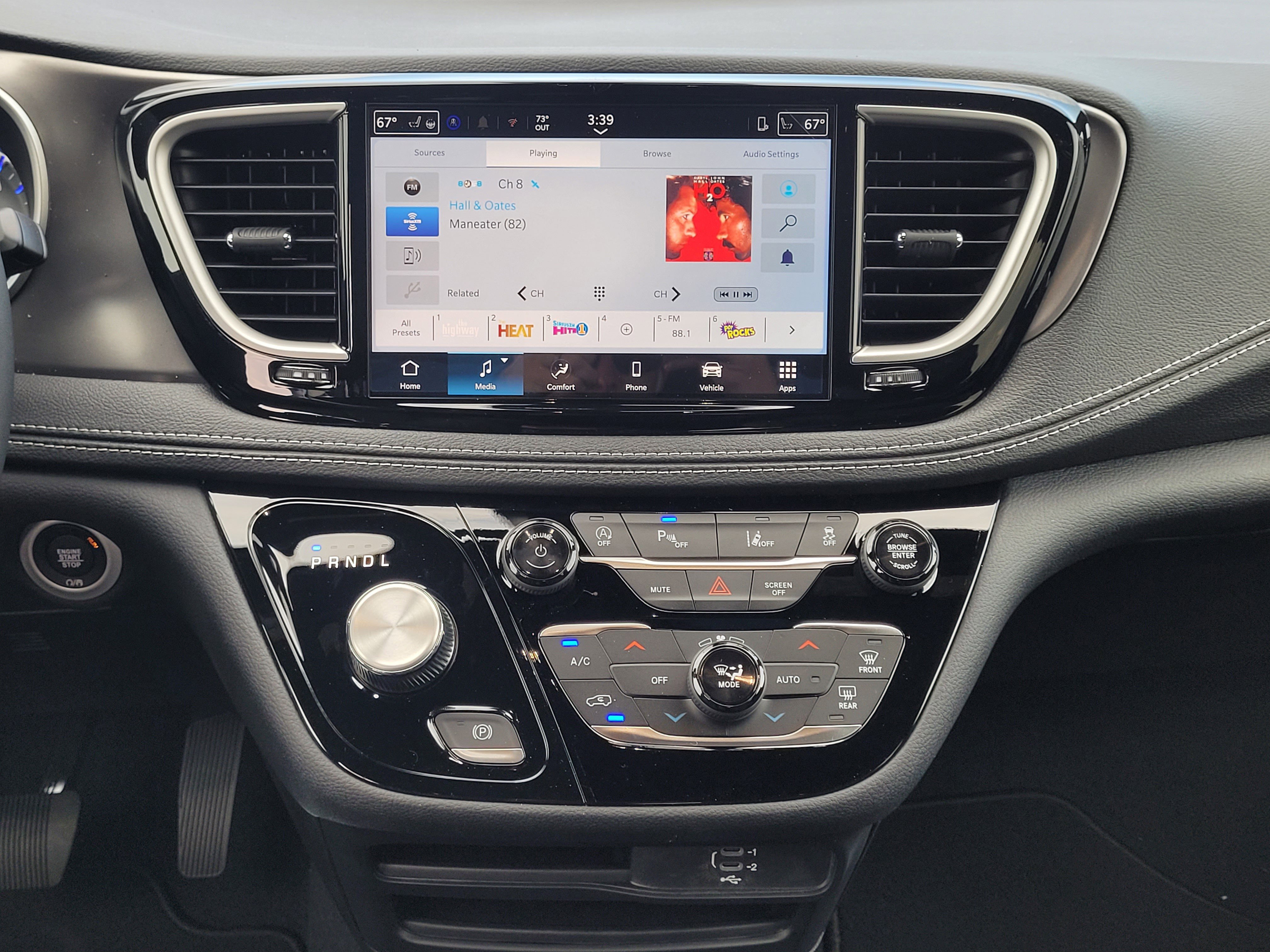 New 2026 Chrysler Pacifica Select image 15