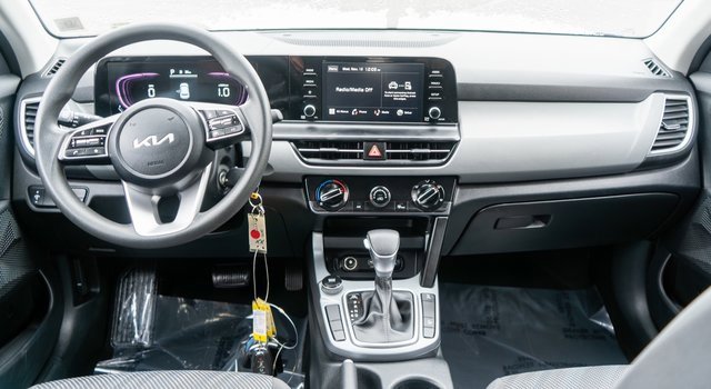 Used 2024 Kia Seltos LX image 15