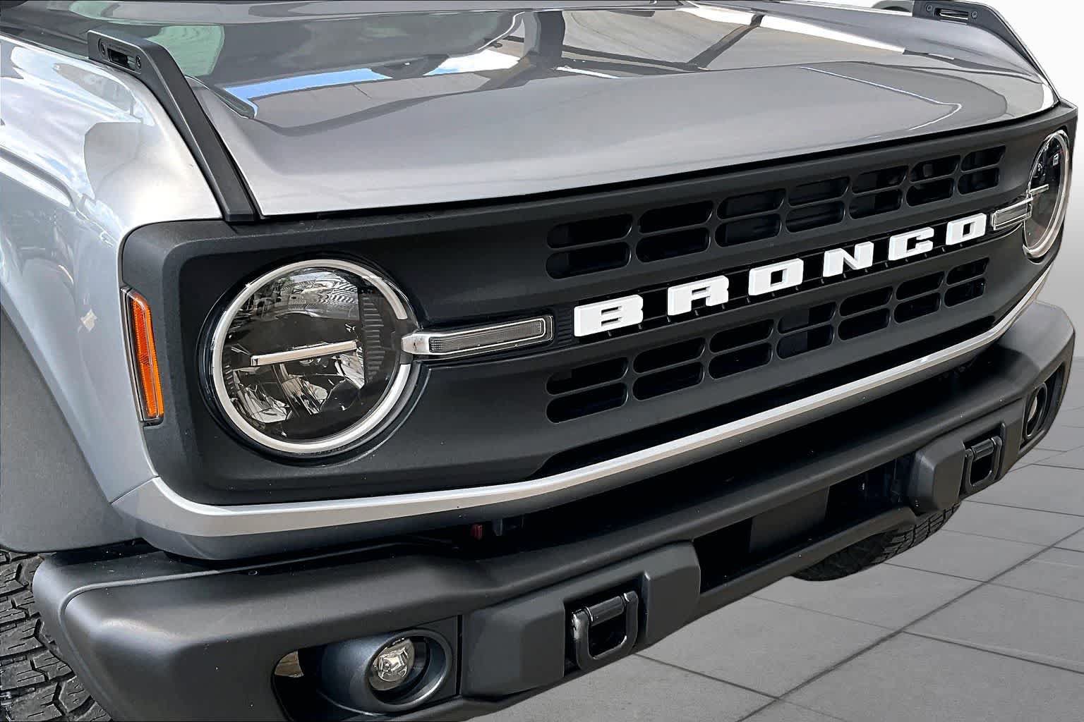 Used 2022 Ford Bronco Black Diamond w/ Sasquatch Package AWD/4WD image 29