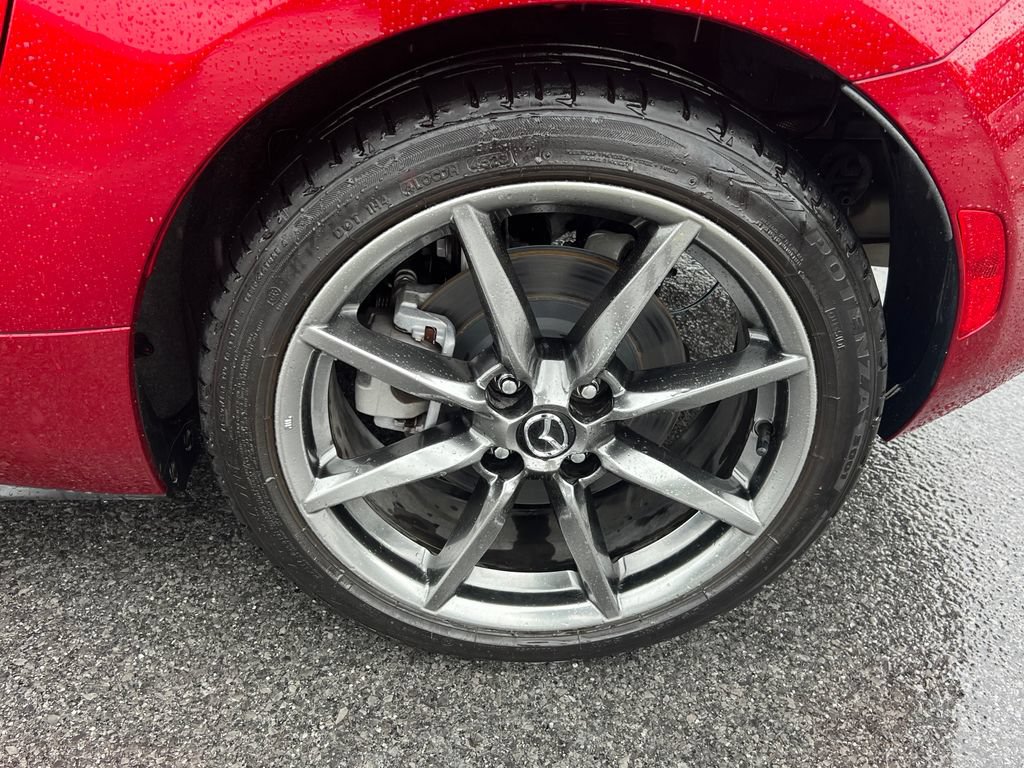 Used 2023 MAZDA MX-5 Miata Grand Touring RWD image 12