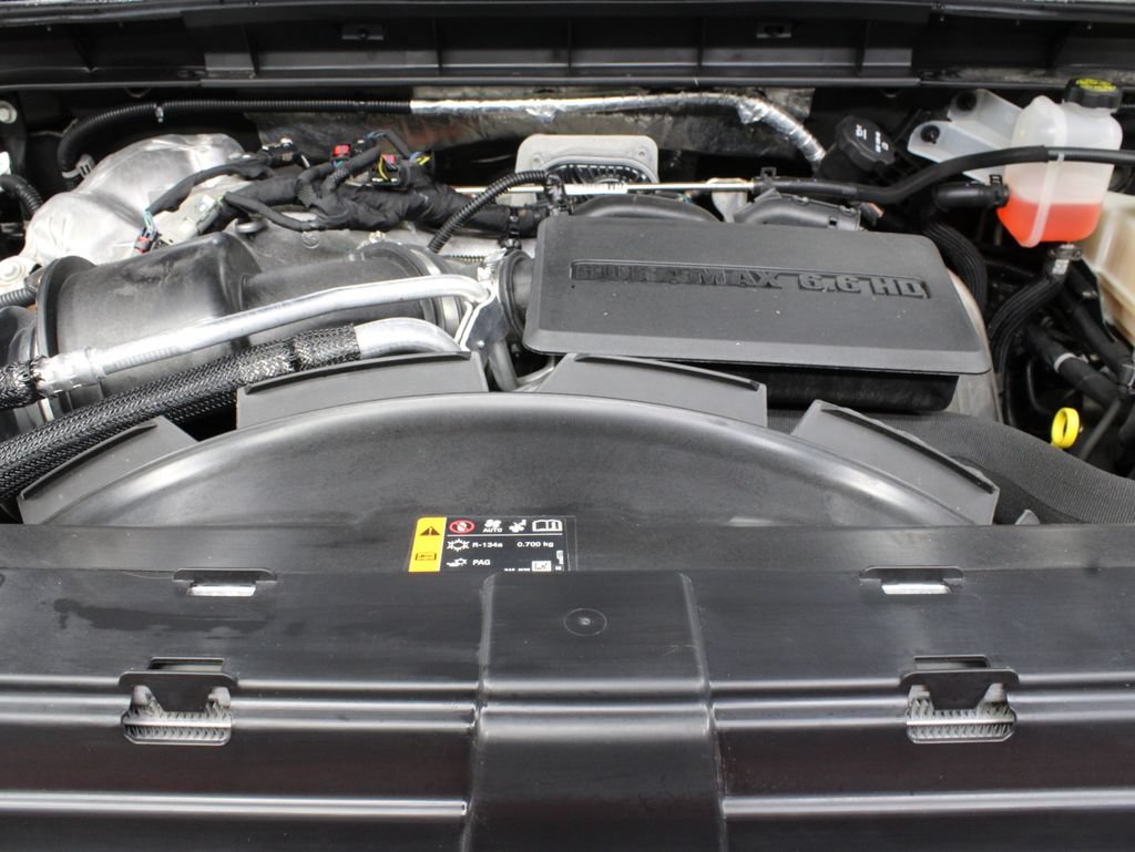Used 2024 GMC Sierra 2500 AT4 w/ AT4 Preferred Package AWD/4WD image 39