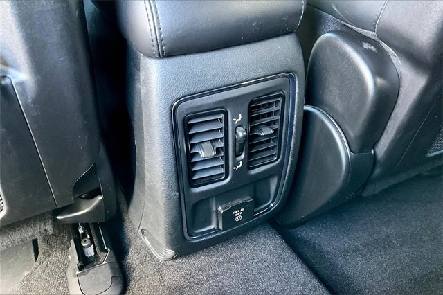 Certified 2022 Jeep Grand Cherokee Laredo X image 25