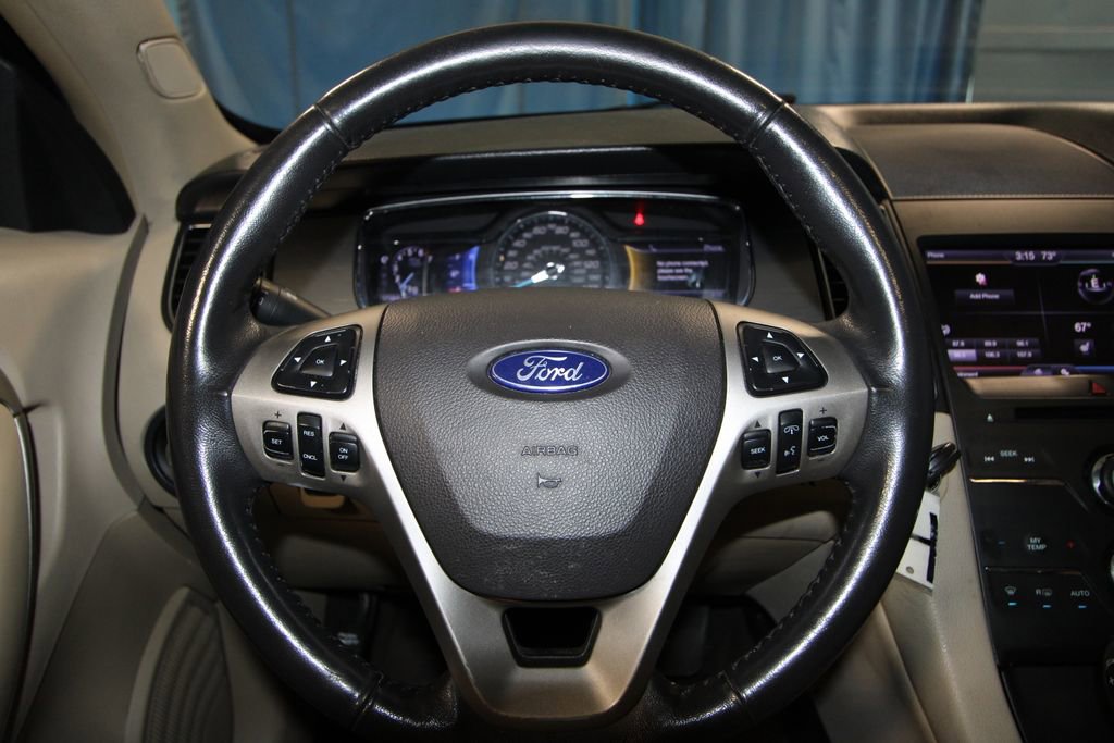 Used 2013 Ford Taurus SEL FWD image 11