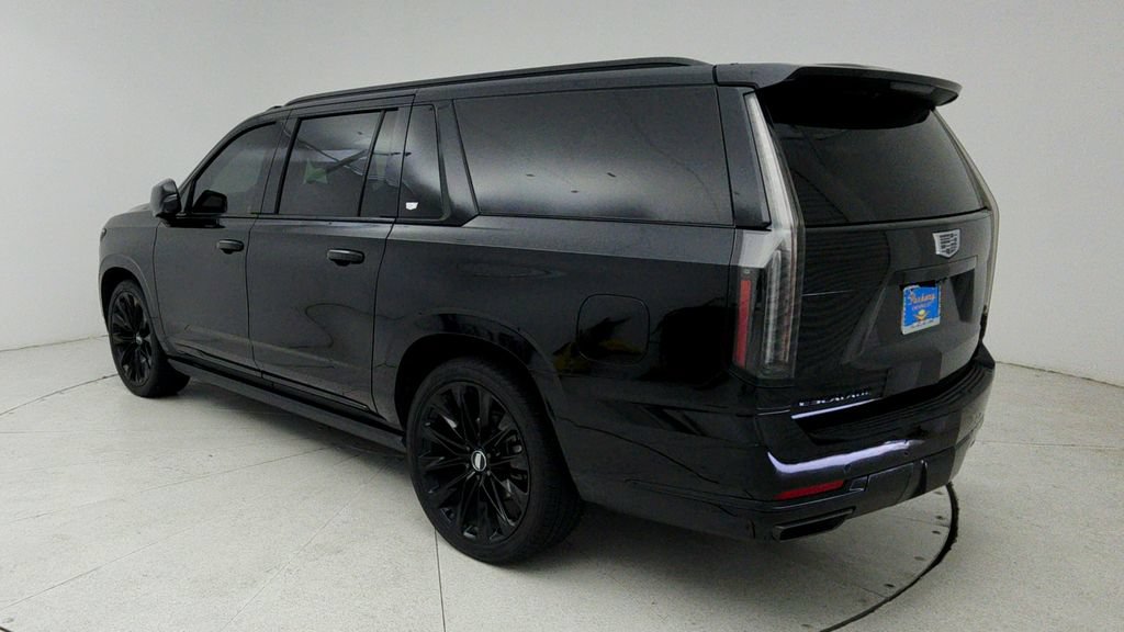Certified 2025 Cadillac Escalade ESV Sport Platinum w/ LPO, ONYX Package AWD/4WD image 6