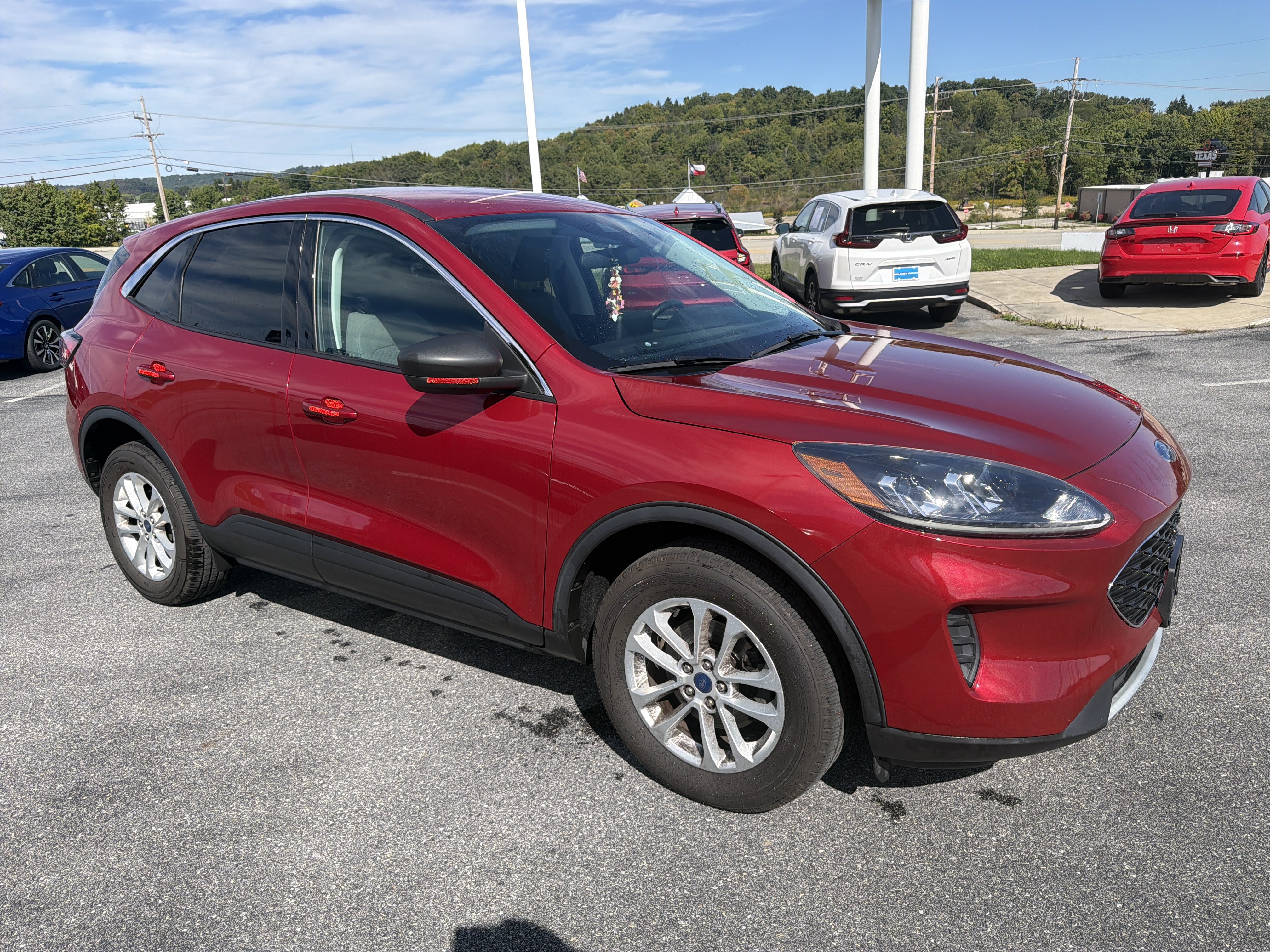 Used 2022 Ford Escape SE w/ Convenience Package AWD/4WD image 2