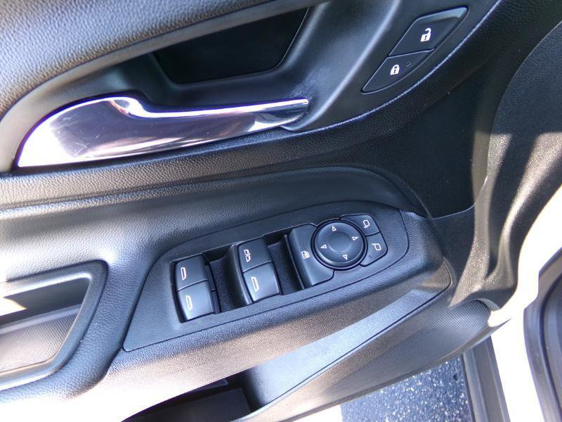 Used 2020 Chevrolet Equinox LT image 11