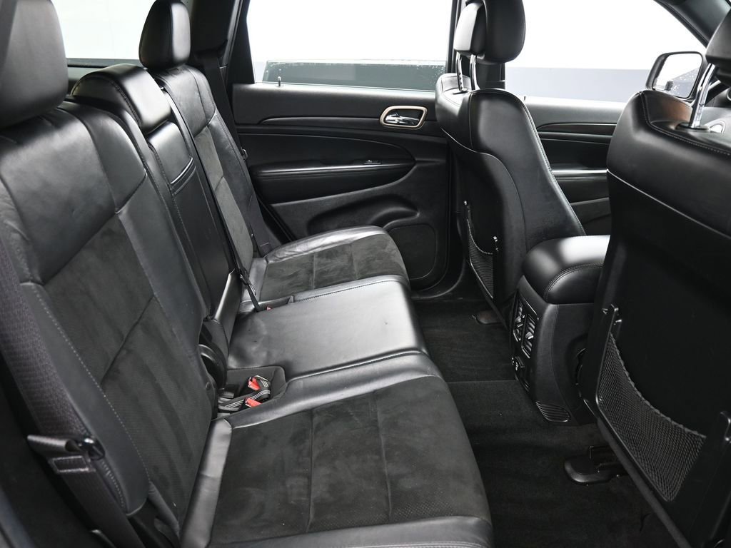 Used 2015 Jeep Grand Cherokee Altitude image 18