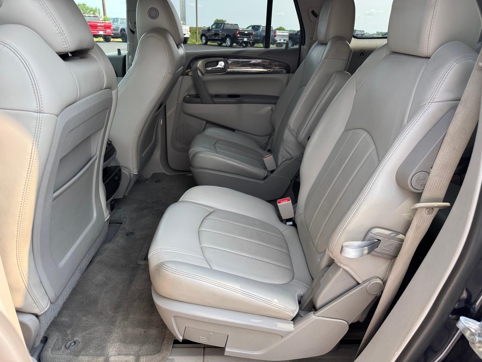 Used 2015 Buick Enclave Leather FWD image 6