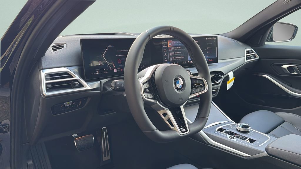 New 2026 BMW 330i Sedan w/ M Sport Package image 4