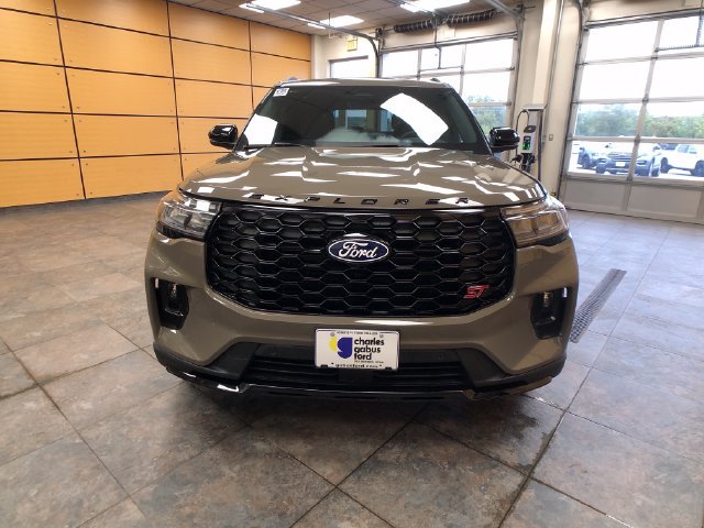 New 2027 Ford Explorer ST w/ Sun And Sound Package AWD/4WD image 2