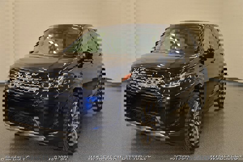 Used 2021 Land Rover Discovery Sport SE R-Dynamic image 2