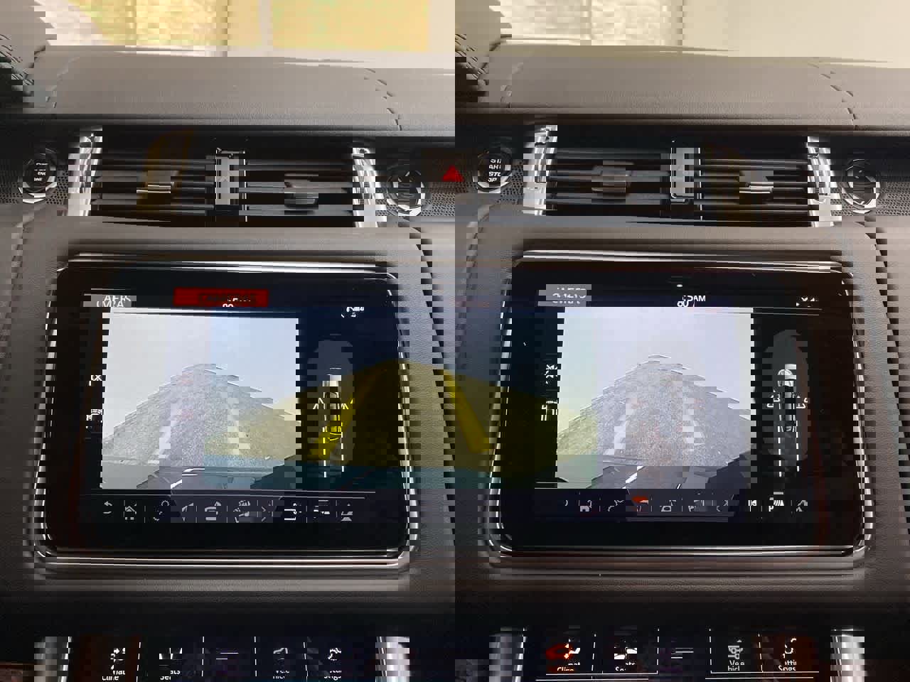 Used 2022 Land Rover Range Rover Sport HST image 26